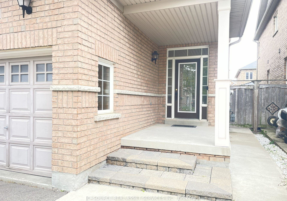 646-coach-drive-mississauga-ontario-w13746970