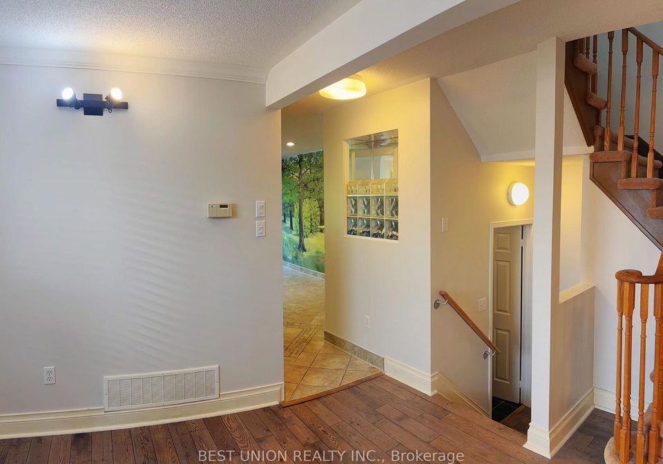2864-westbury-court-mississauga-ontario-w13747006