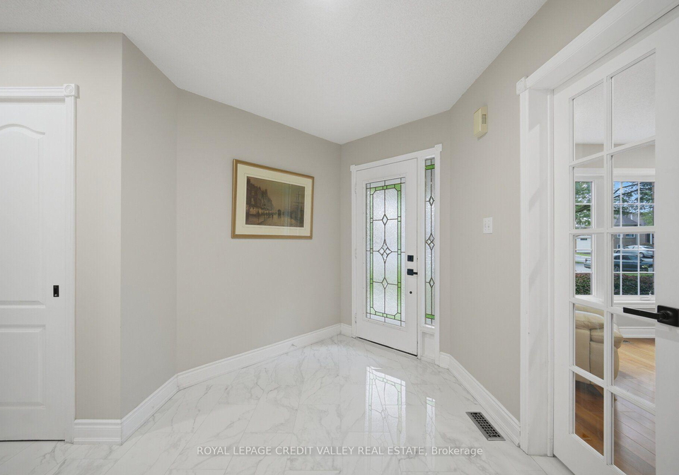 8-livingston-drive-caledon-ontario-w13747338