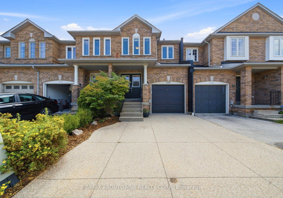5110-falconcrest-drive-burlington-ontario-w13747392