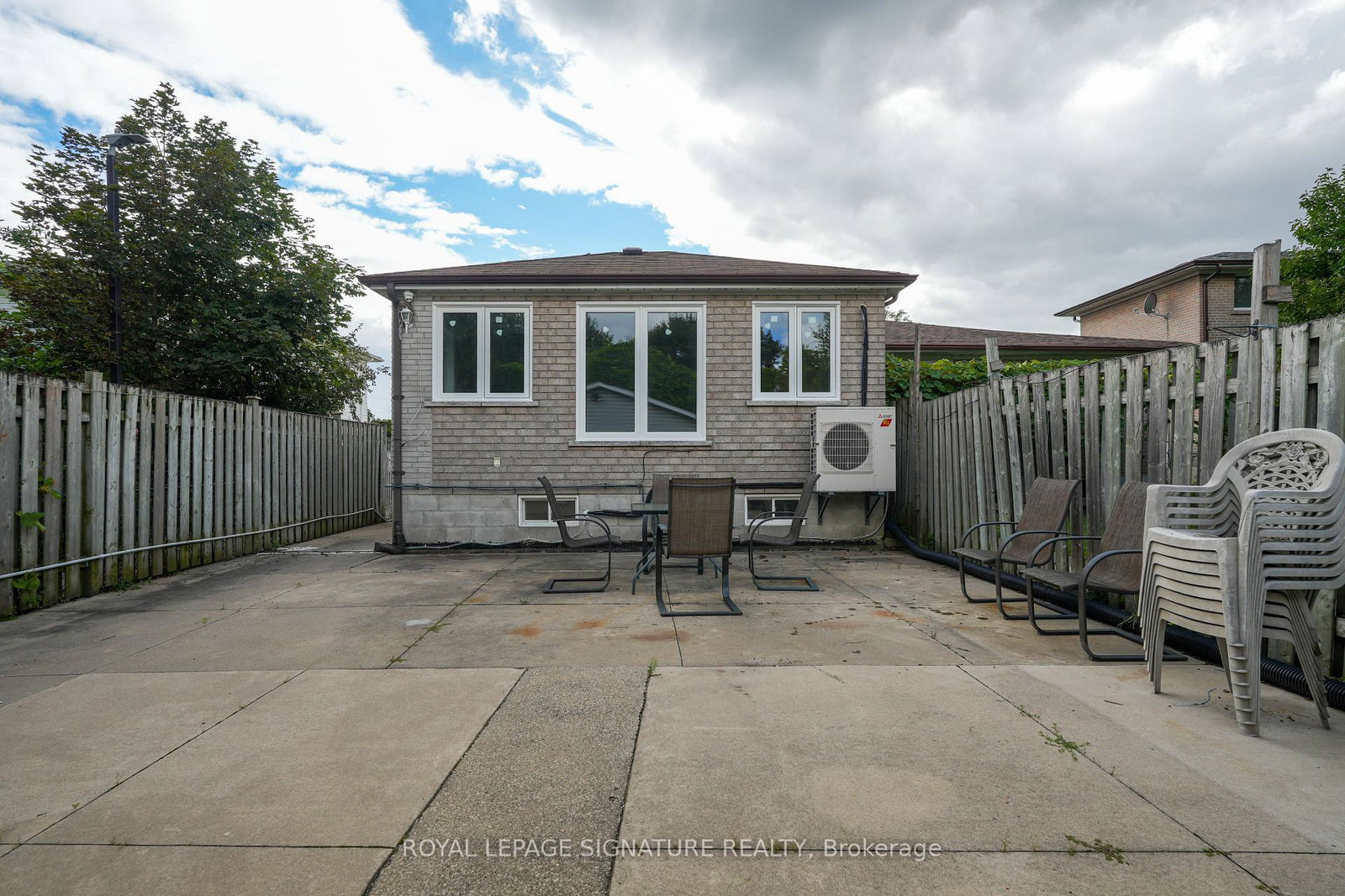 674-abana-road-mississauga-ontario-w13747744