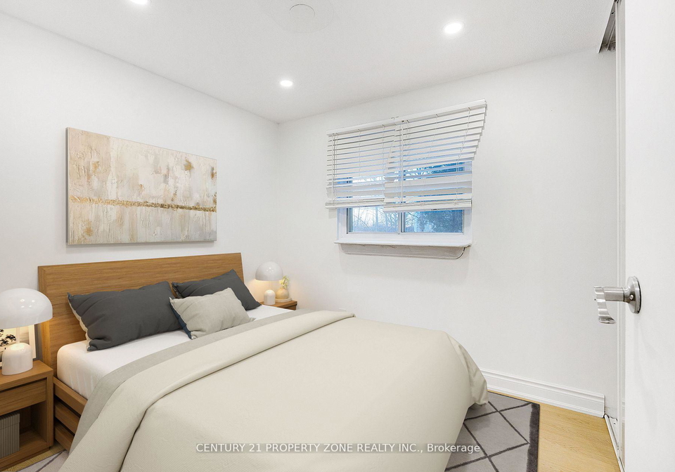 96-centre-street-n-brampton-ontario-w13747796