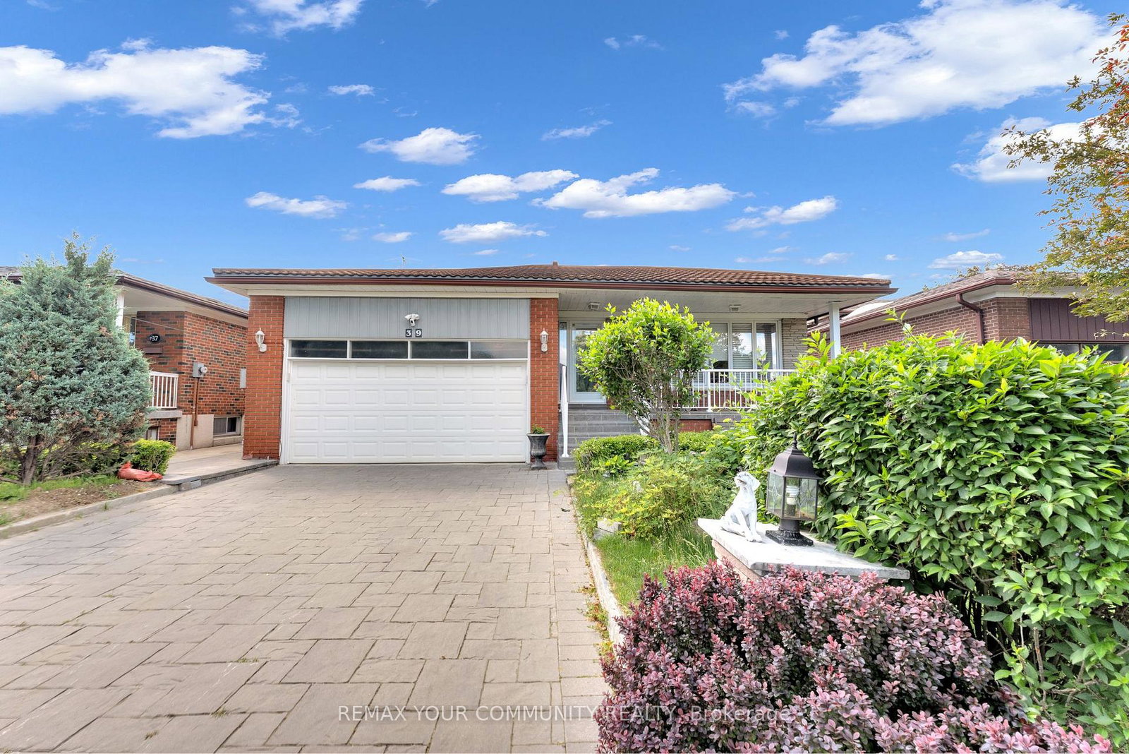 39-veerland-drive-toronto-north-york-ontario-w13747812