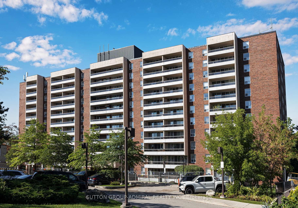 31-four-winds-drive-toronto-york-ontario-w13748002