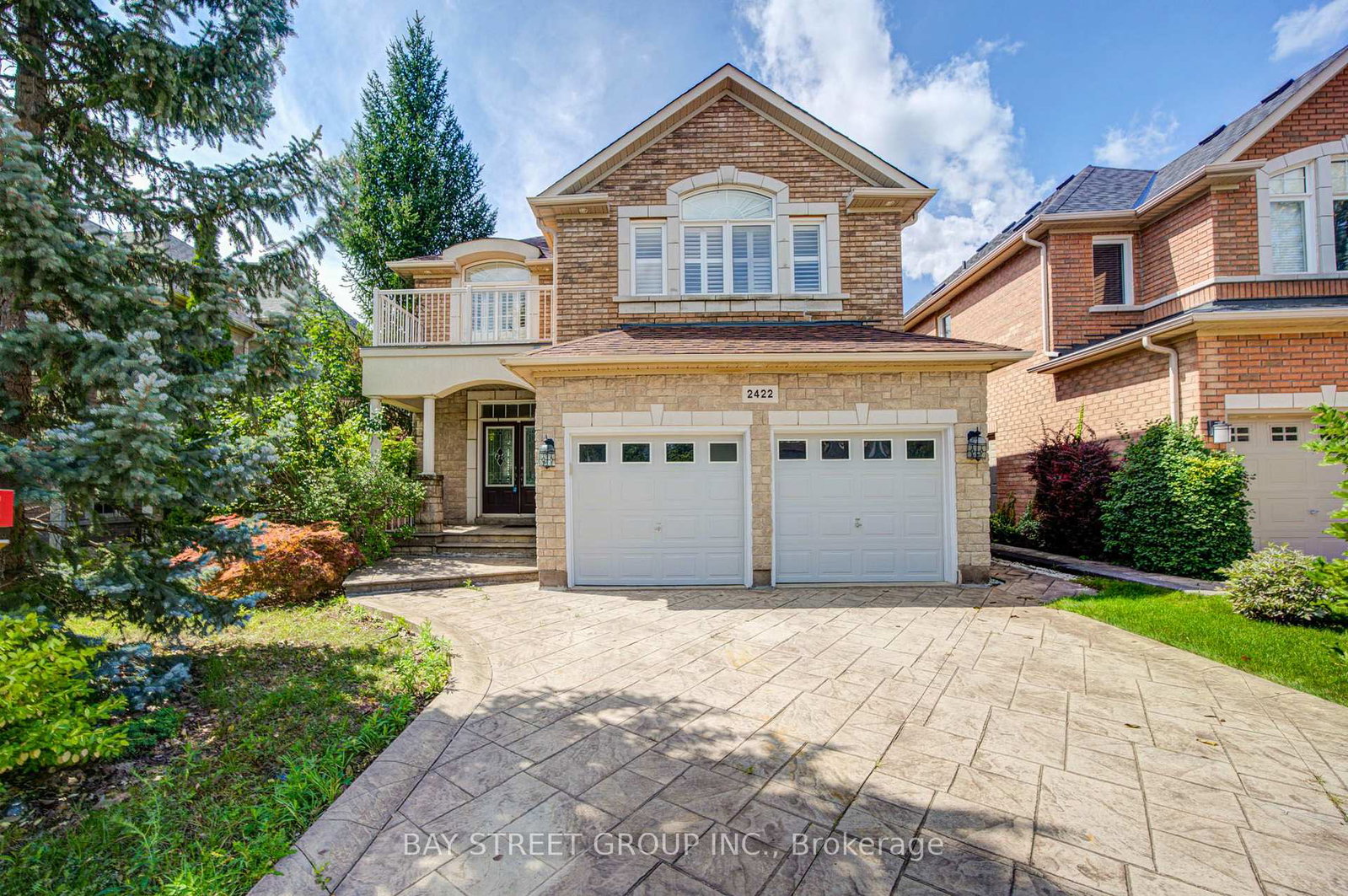 2422-hertfordshire-way-oakville-ontario-w13748070