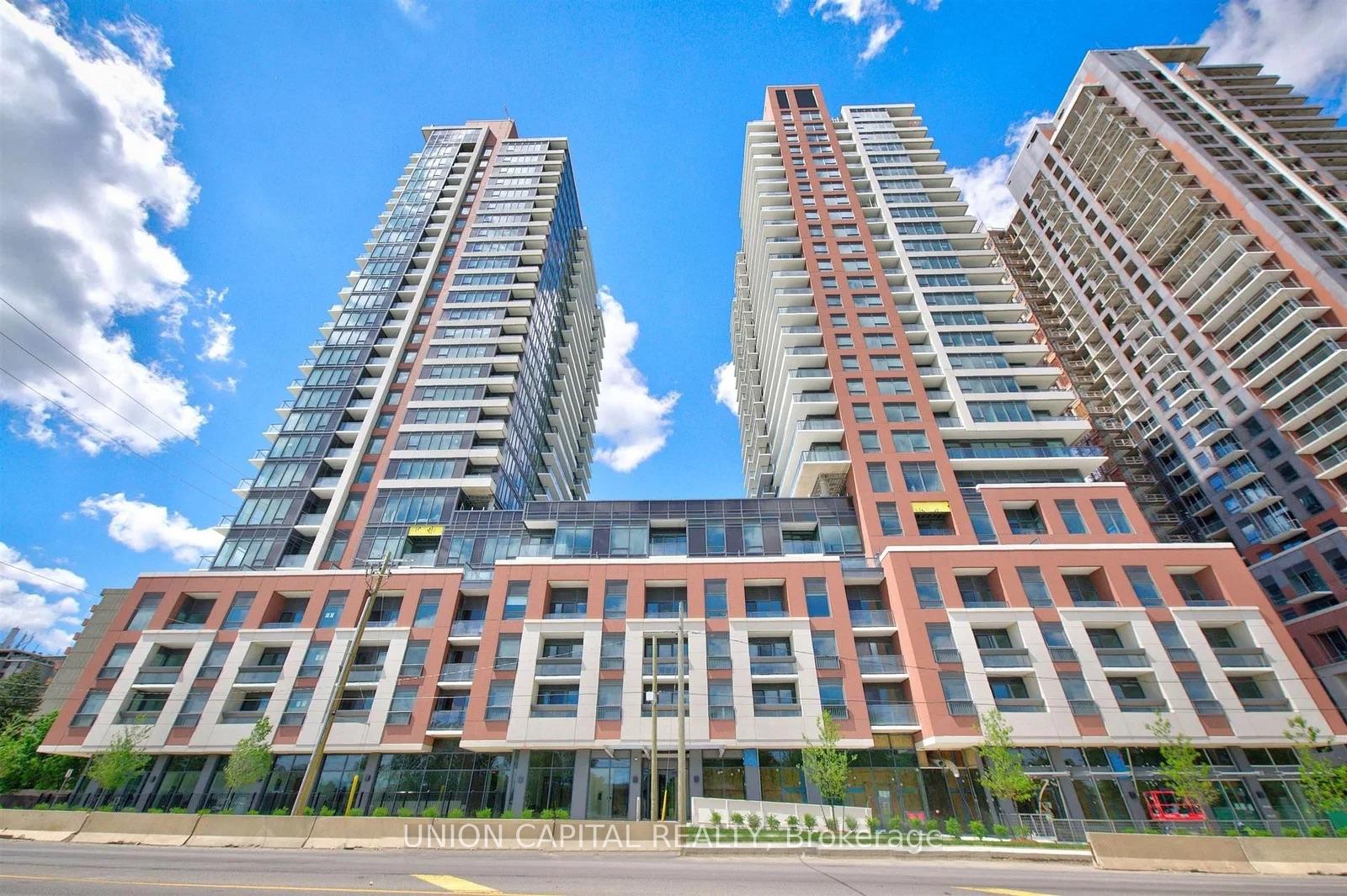 4010-eglinton-avenue-w-toronto-etobicoke-ontario-w13748080
