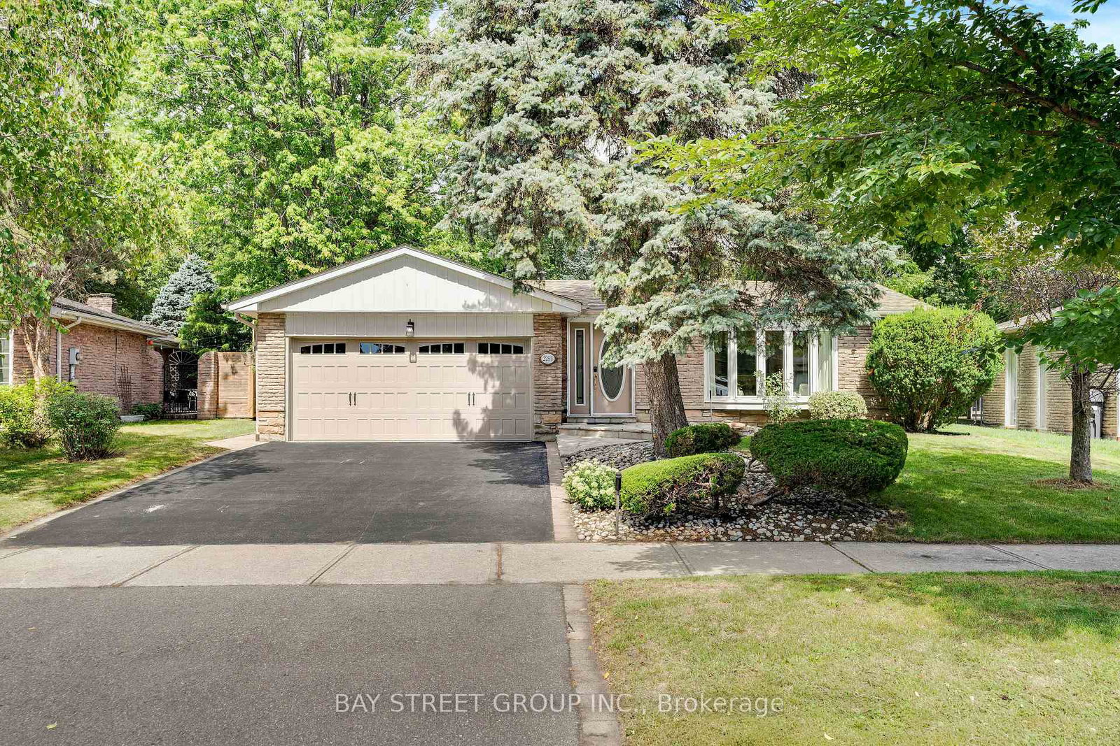 2283-devon-road-oakville-ontario-w13748338