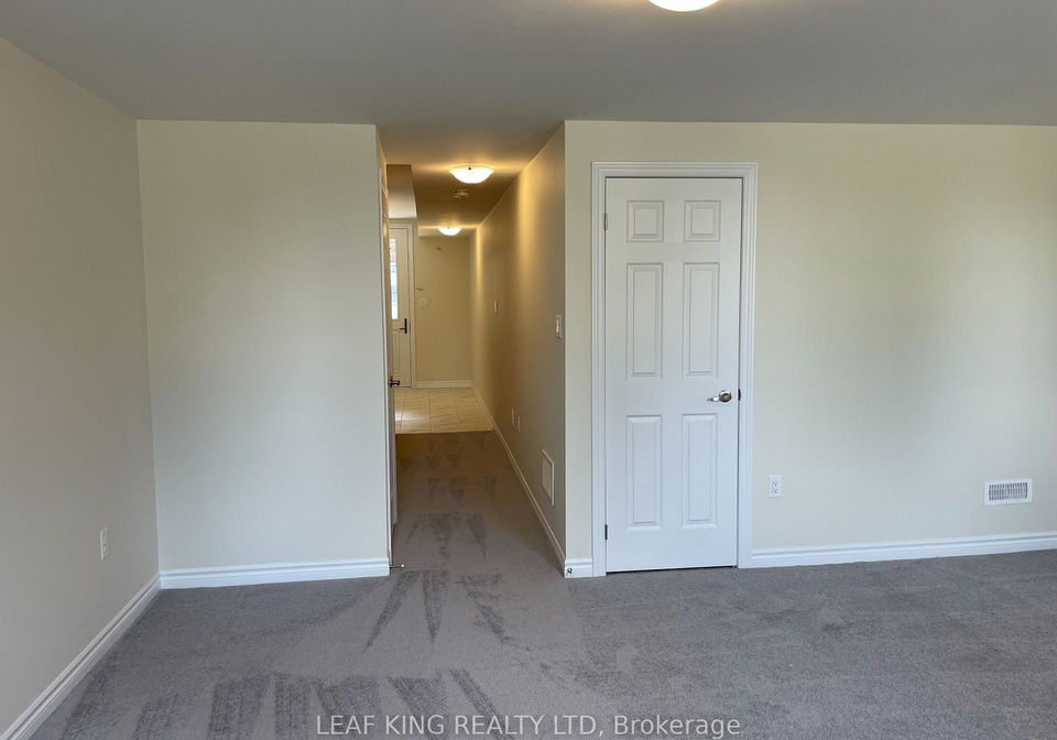 1457-national-common-burlington-ontario-w13748582