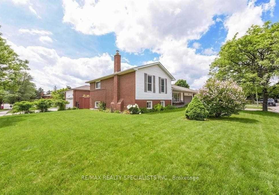 2-marchbank-crescent-brampton-ontario-w13748590