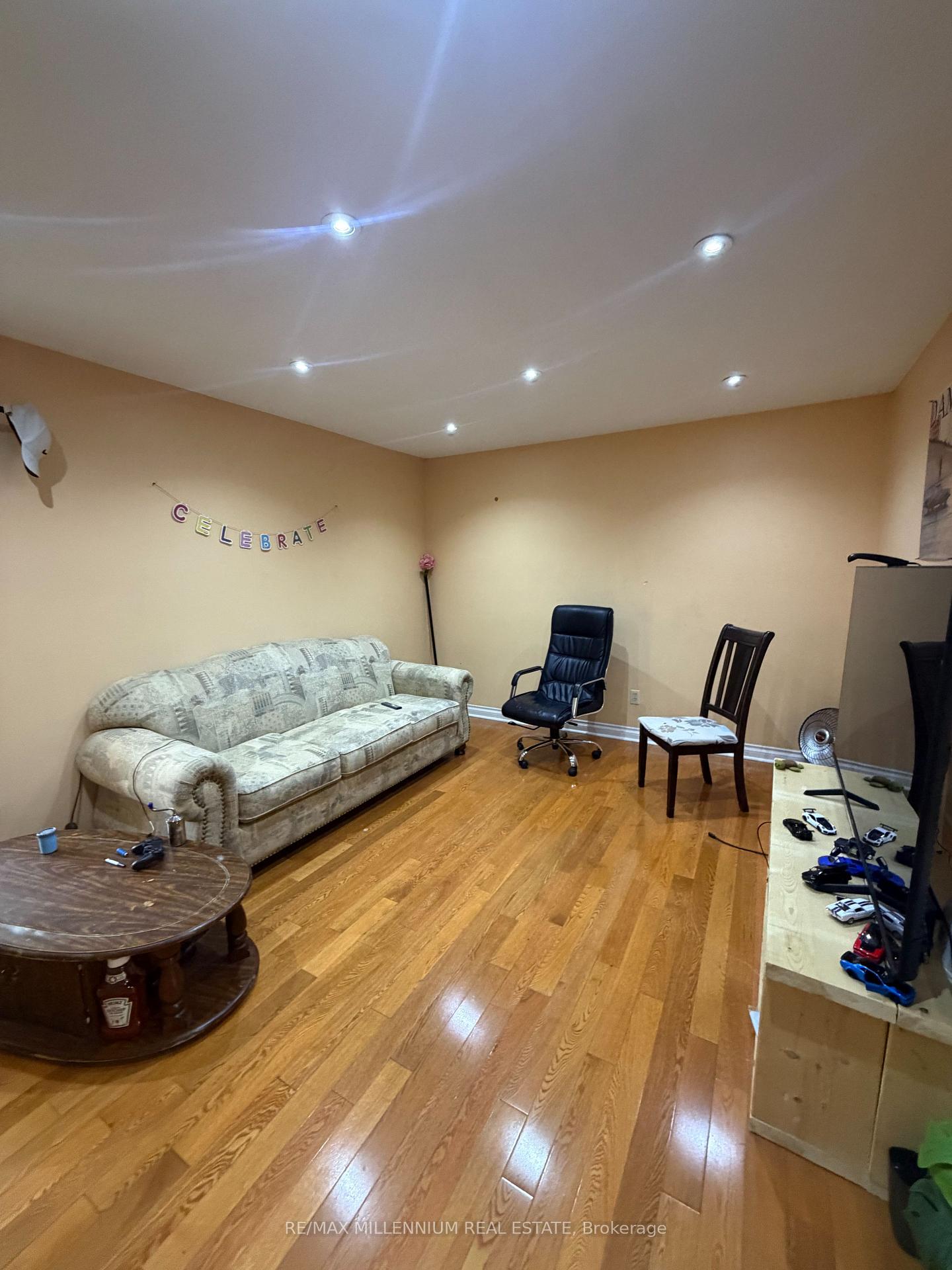 10-hendricks-crescent-brampton-ontario-w13748672
