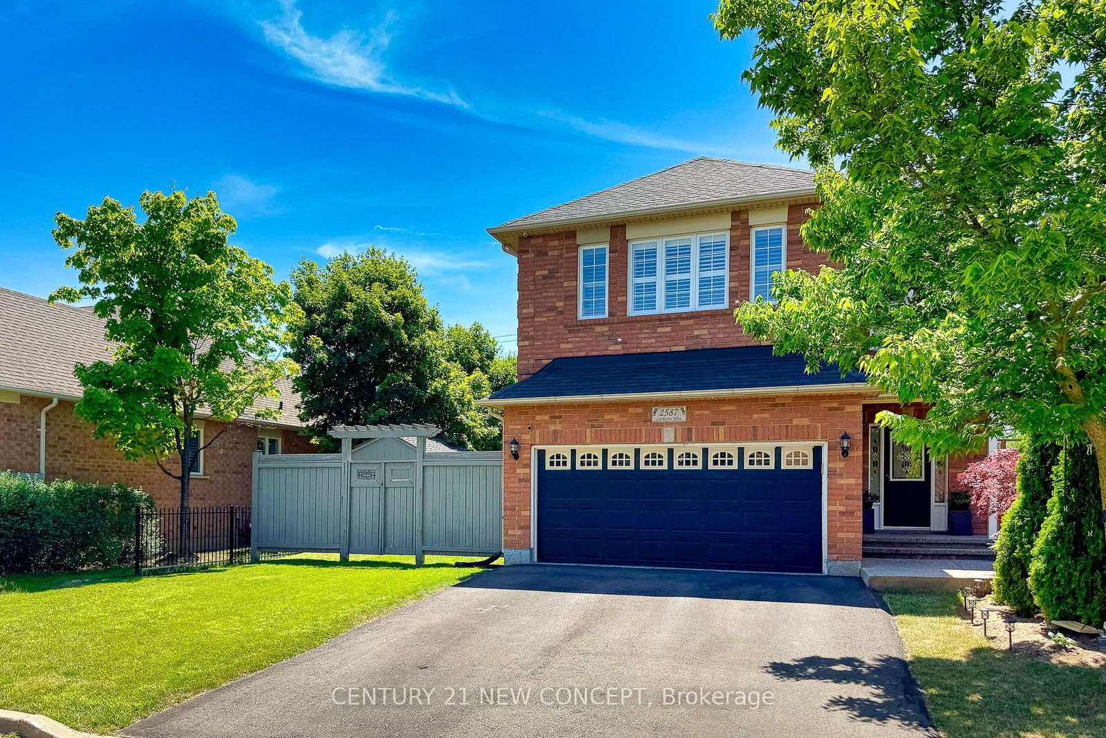 2587-carberry-way-oakville-ontario-w13748948