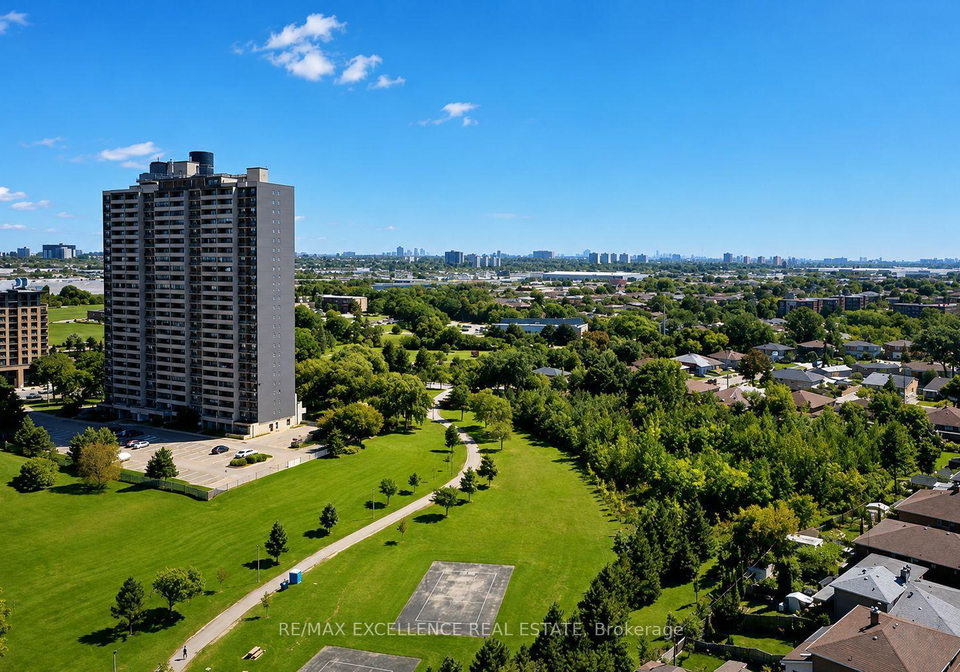 3390-weston-road-toronto-york-ontario-w13749094