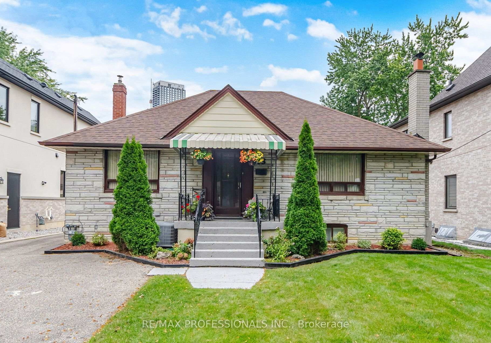 53-wilmar-road-toronto-etobicoke-ontario-w13749136