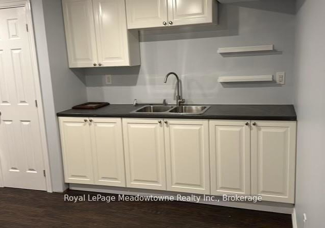 316-tonelli-lane-ne-milton-ontario-w13749192