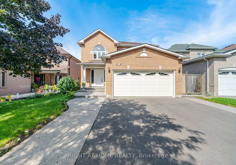975-mantle-crescent-mississauga-ontario-w13749252