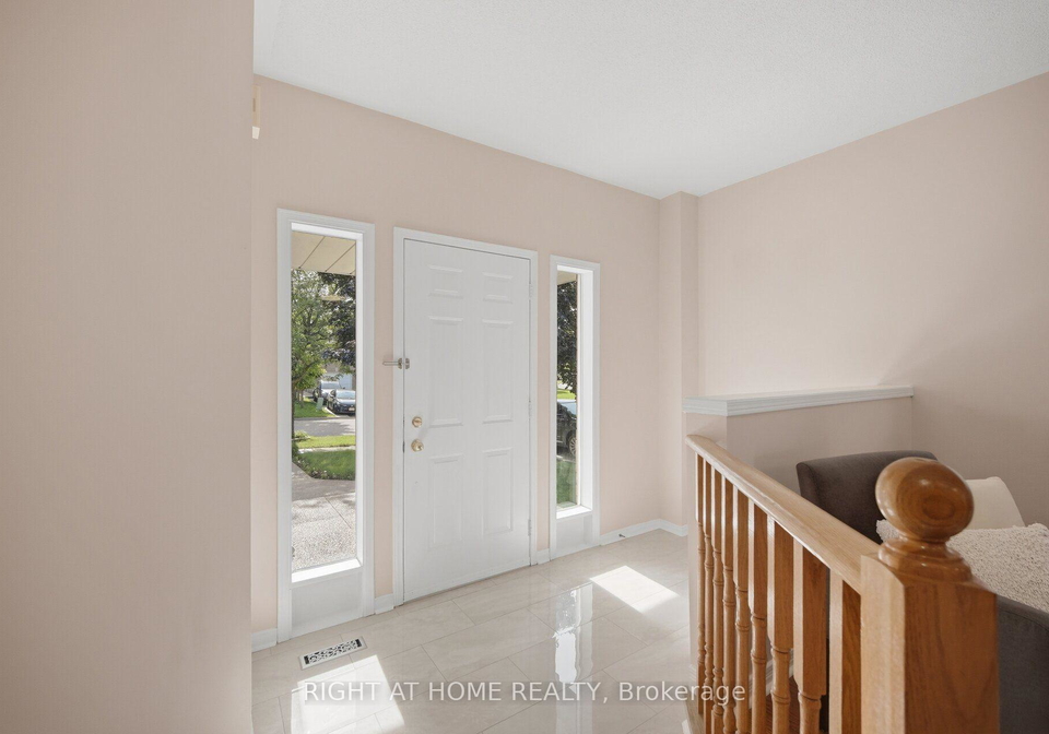 975-mantle-crescent-mississauga-ontario-w13749252