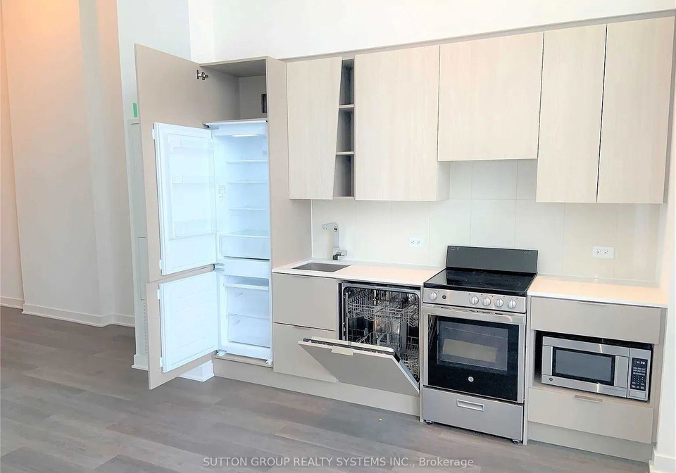 3900-confederation-parkway-mississauga-ontario-w13749306