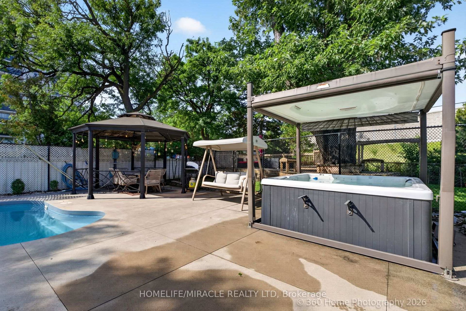 178-kingsview-boulevard-toronto-etobicoke-ontario-w13749610