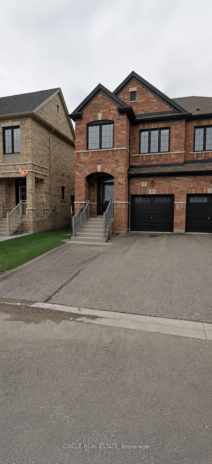44-fordham-road-brampton-ontario-w13749684