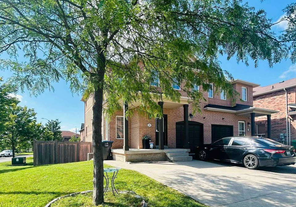 23-travis-crescent-brampton-ontario-w13749902