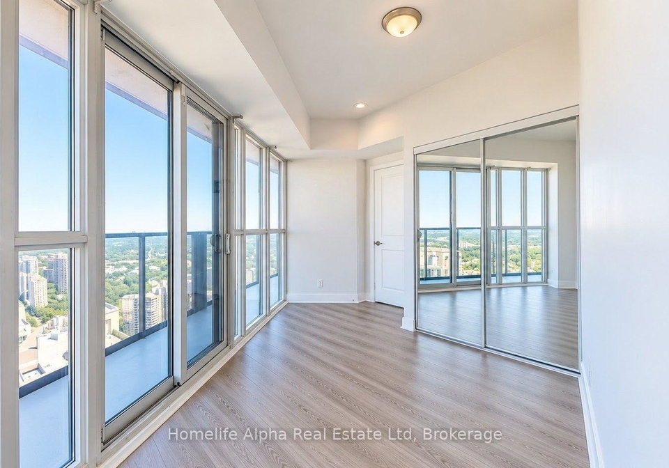 60-absolute-avenue-mississauga-ontario-w13750434