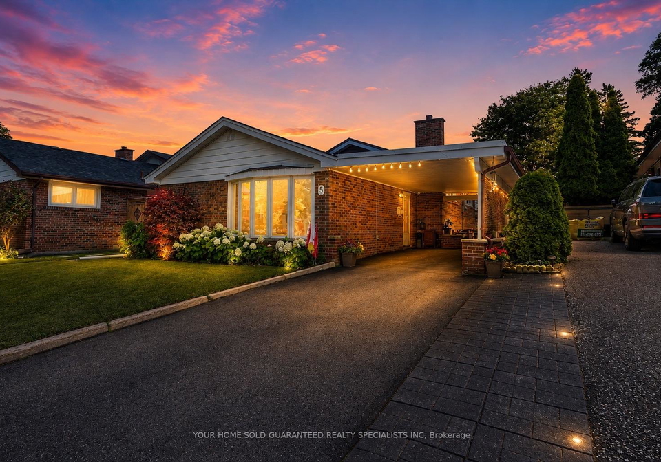 5-hallow-crescent-toronto-etobicoke-ontario-w13750552