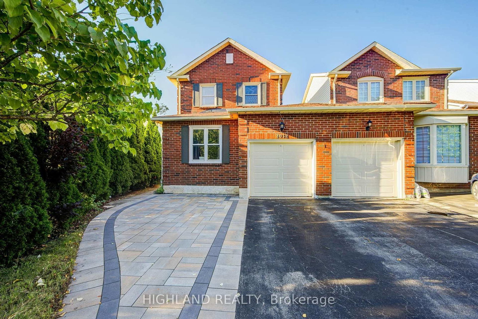 2032-glenada-crescent-oakville-ontario-w13750796