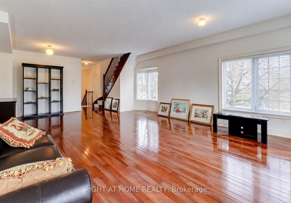 1130-cawthra-road-mississauga-ontario-w13750872