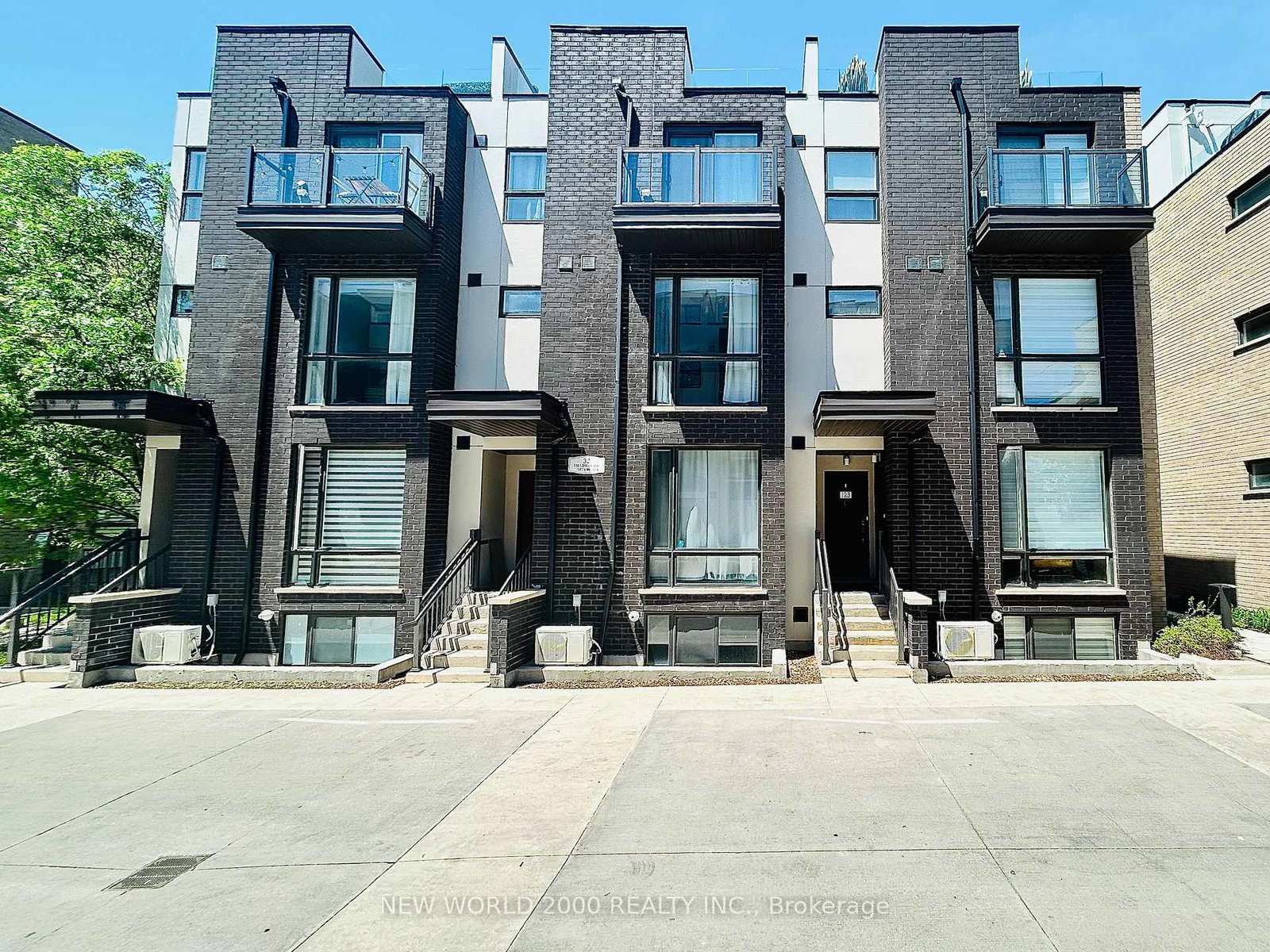 32-fieldway-road-toronto-etobicoke-ontario-w13751196