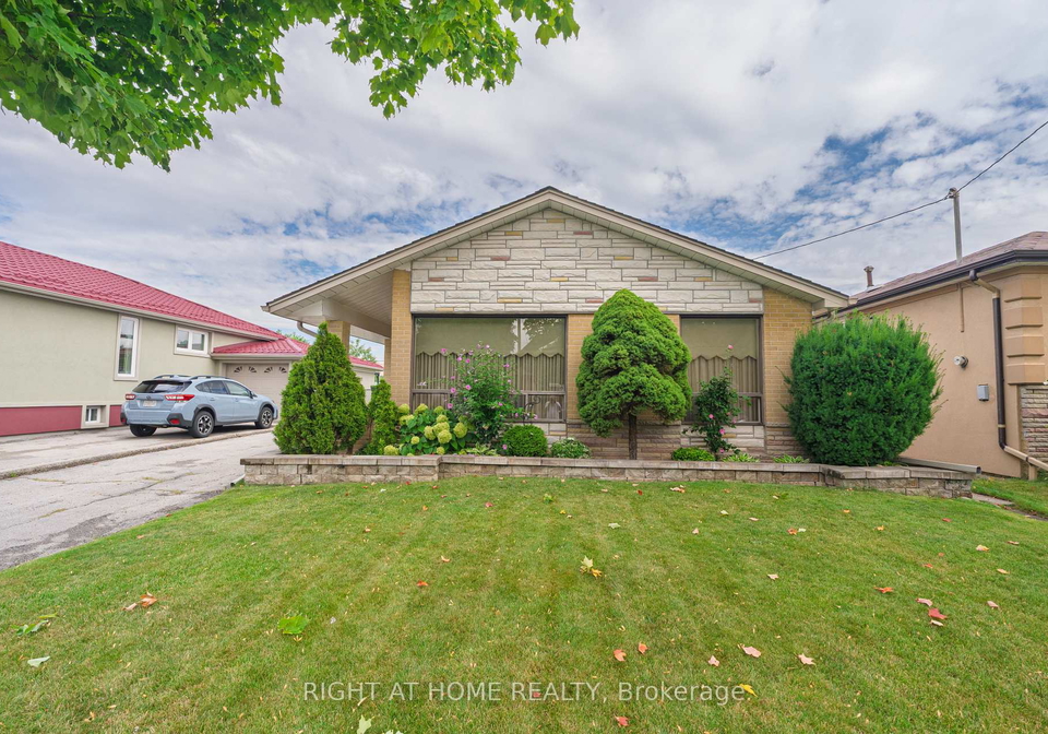 22-monterrey-drive-toronto-etobicoke-ontario-w13751278