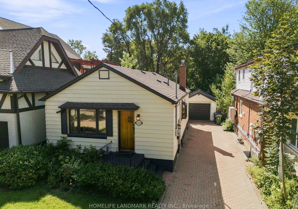 33-ash-crescent-toronto-etobicoke-ontario-w13751378