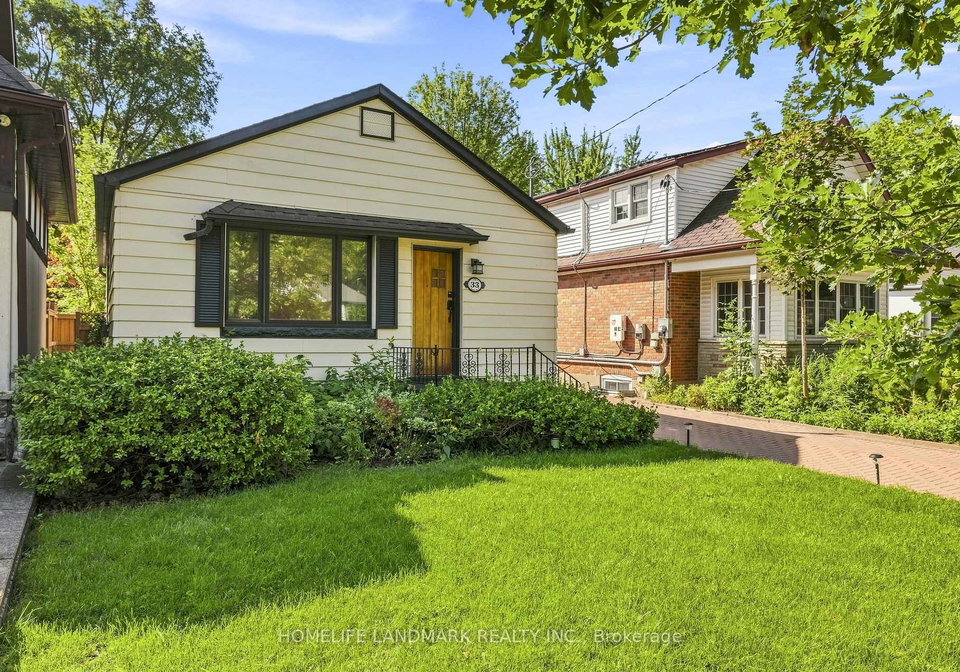 33-ash-crescent-toronto-etobicoke-ontario-w13751378