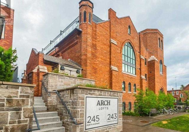 245-perth-avenue-toronto-toronto-ontario-w13751450