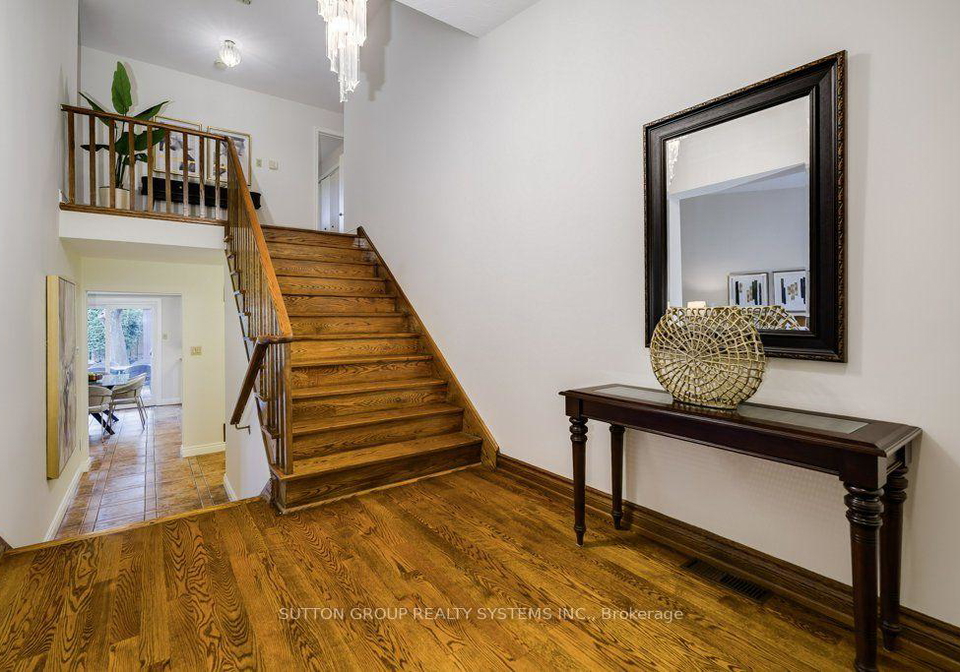 93-poplar-heights-drive-toronto-etobicoke-ontario-w13751660