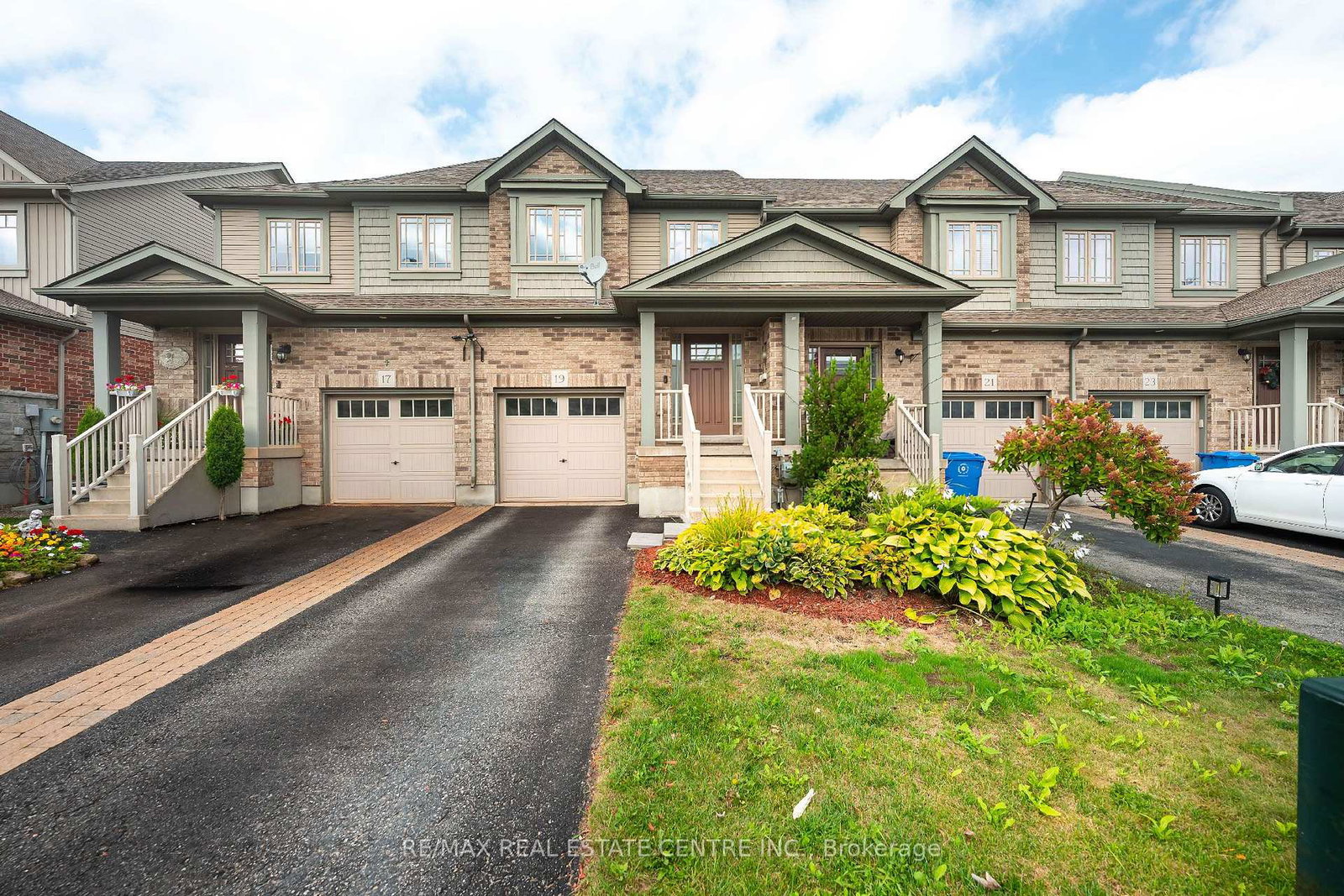 19-laverty-crescent-orangeville-ontario-w13751840