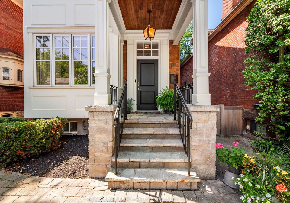 330-willard-avenue-toronto-toronto-ontario-w13751972