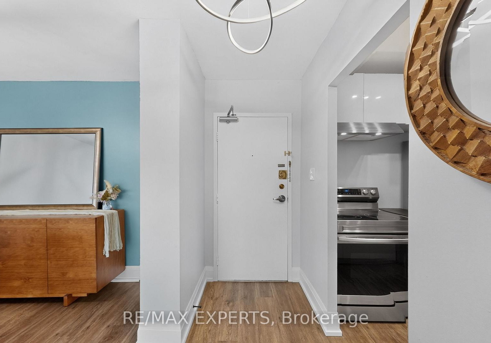 390-dixon-road-toronto-etobicoke-ontario-w13752172