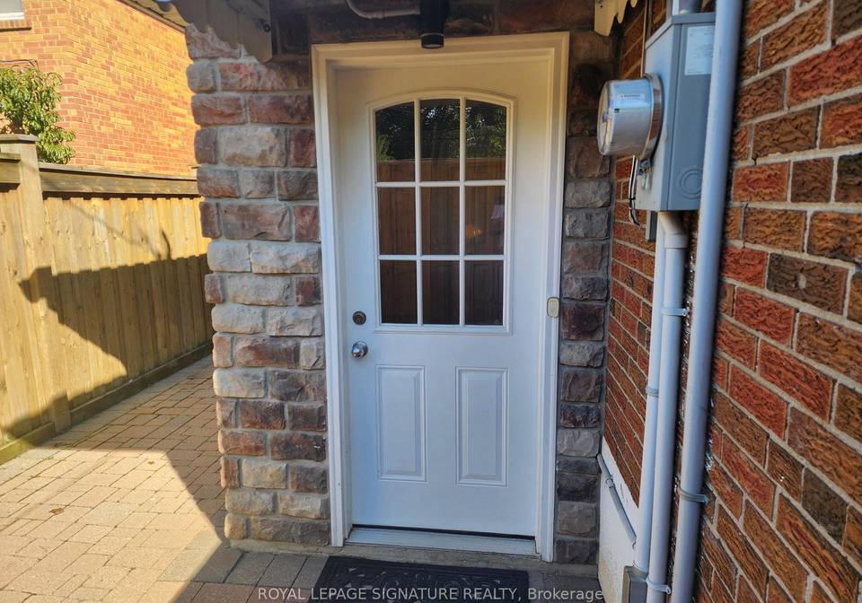 35-summitcrest-drive-toronto-etobicoke-ontario-w13752404