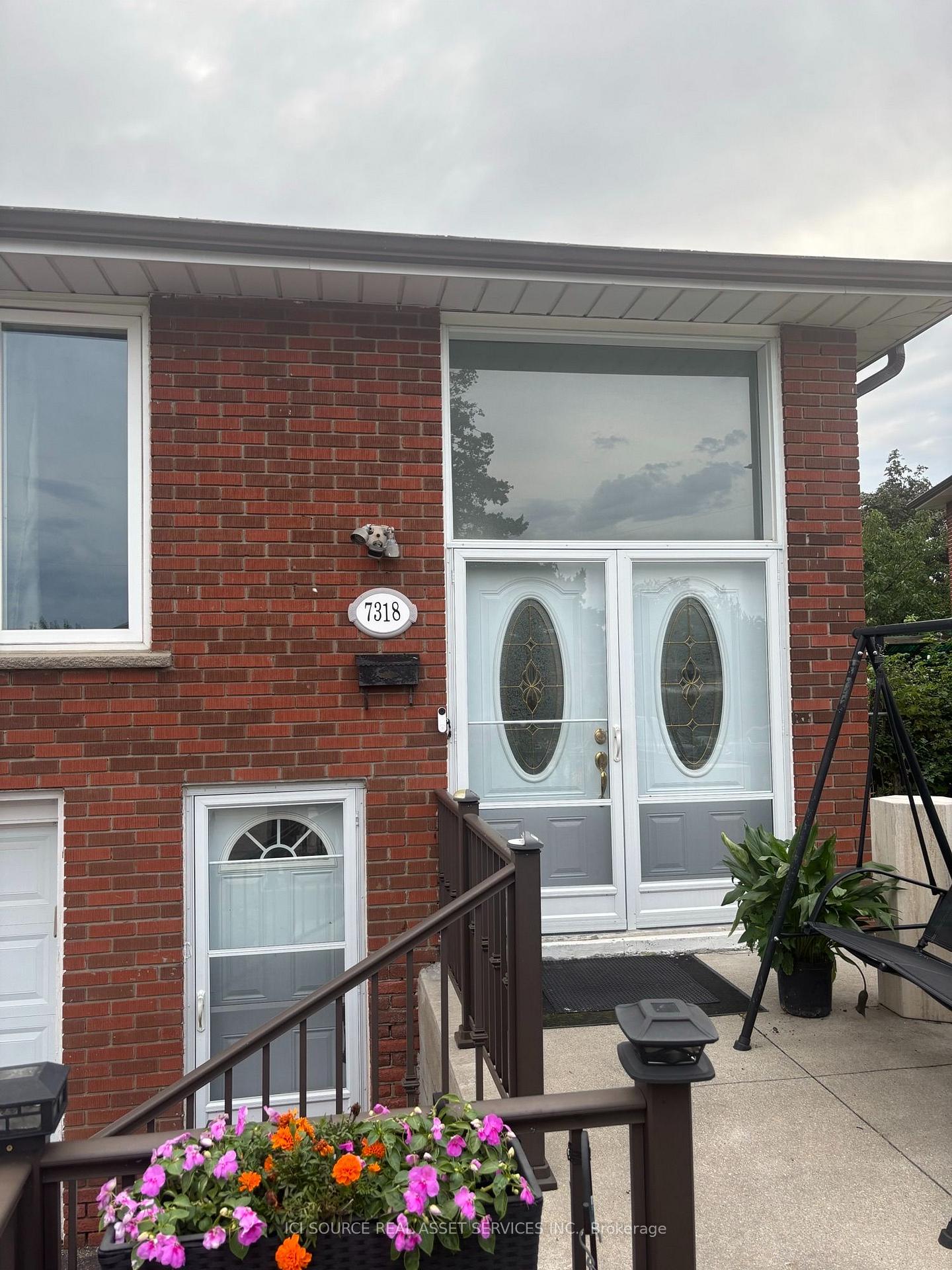 7318-shallford-road-mississauga-ontario-w13752786