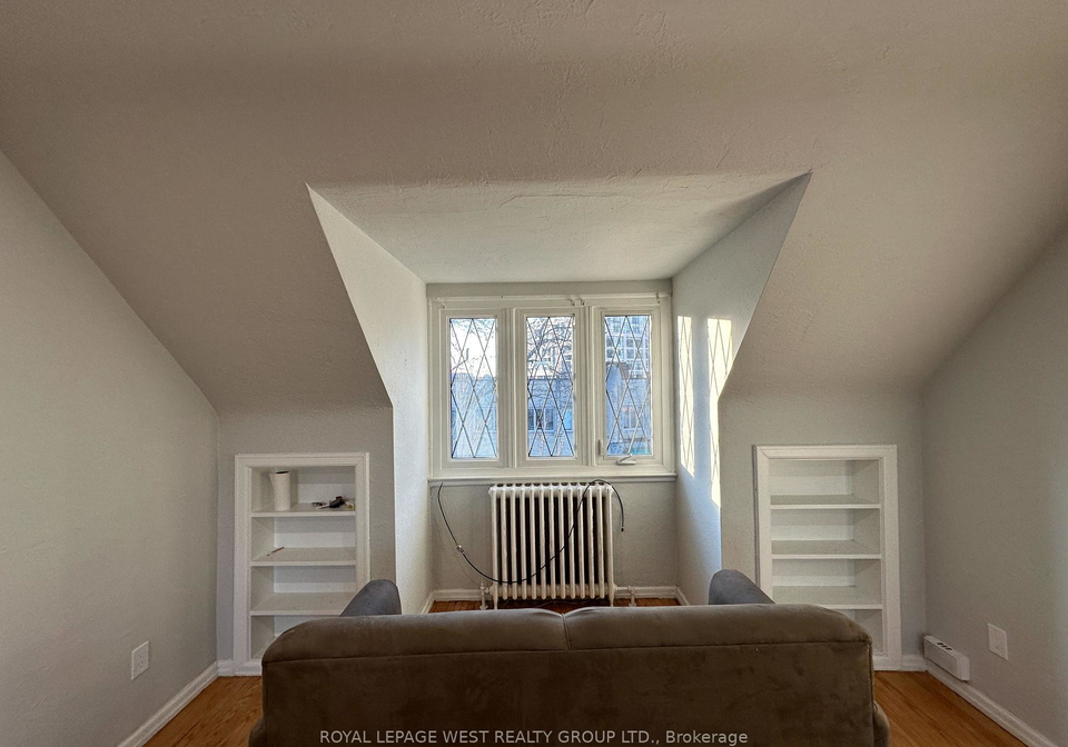27-mossom-road-toronto-toronto-ontario-w13752812
