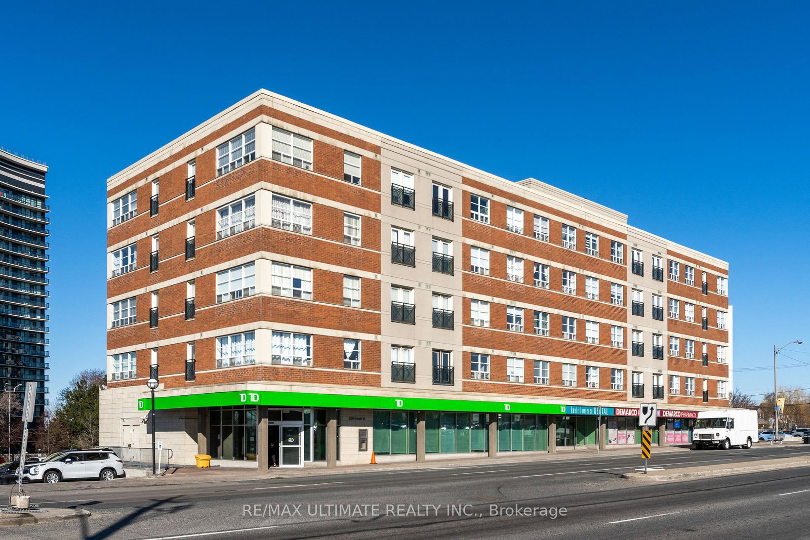 1415-lawrence-avenue-w-toronto-north-york-ontario-w13752830