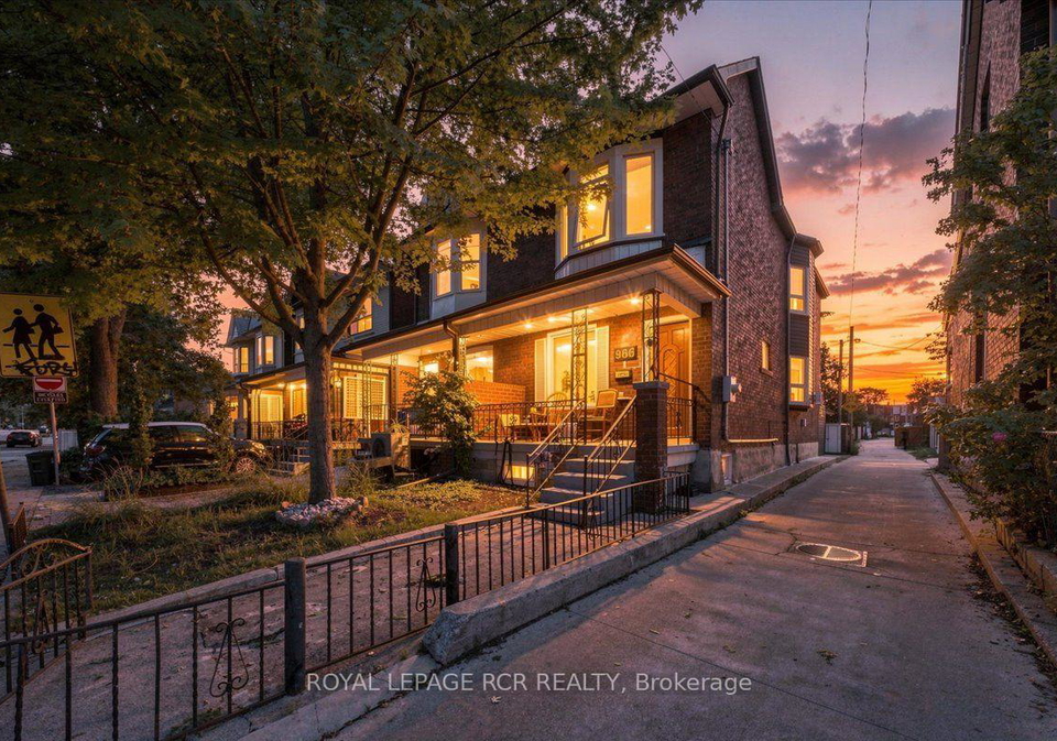 966-shaw-street-toronto-toronto-ontario-w13752836