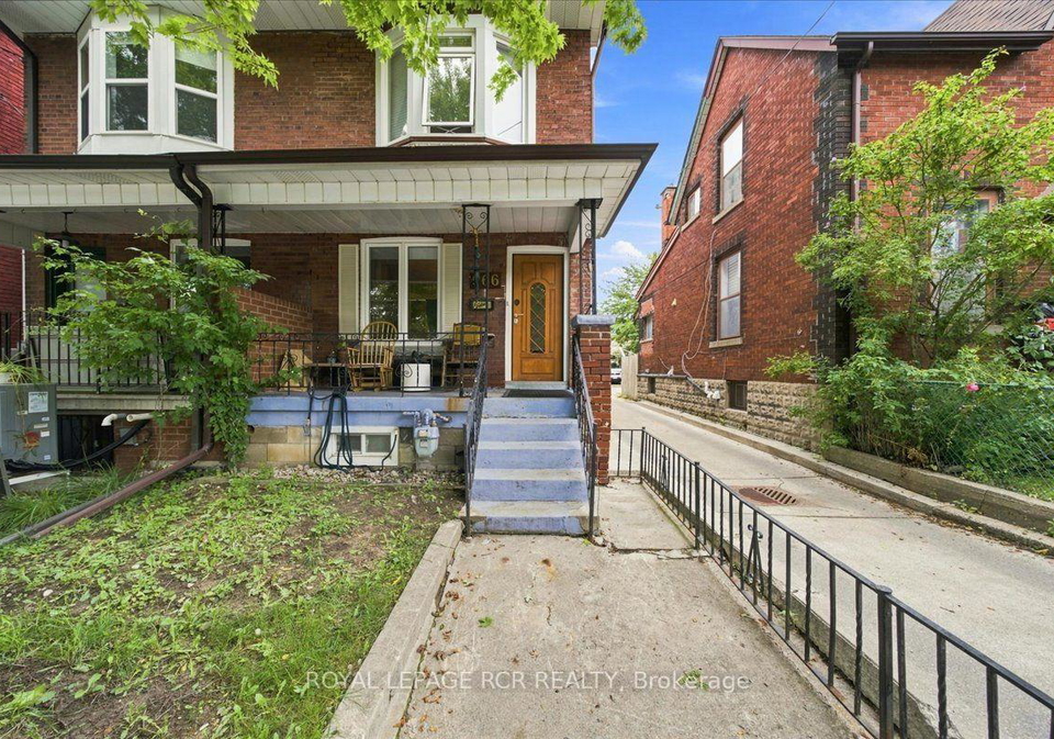 966-shaw-street-toronto-toronto-ontario-w13752836