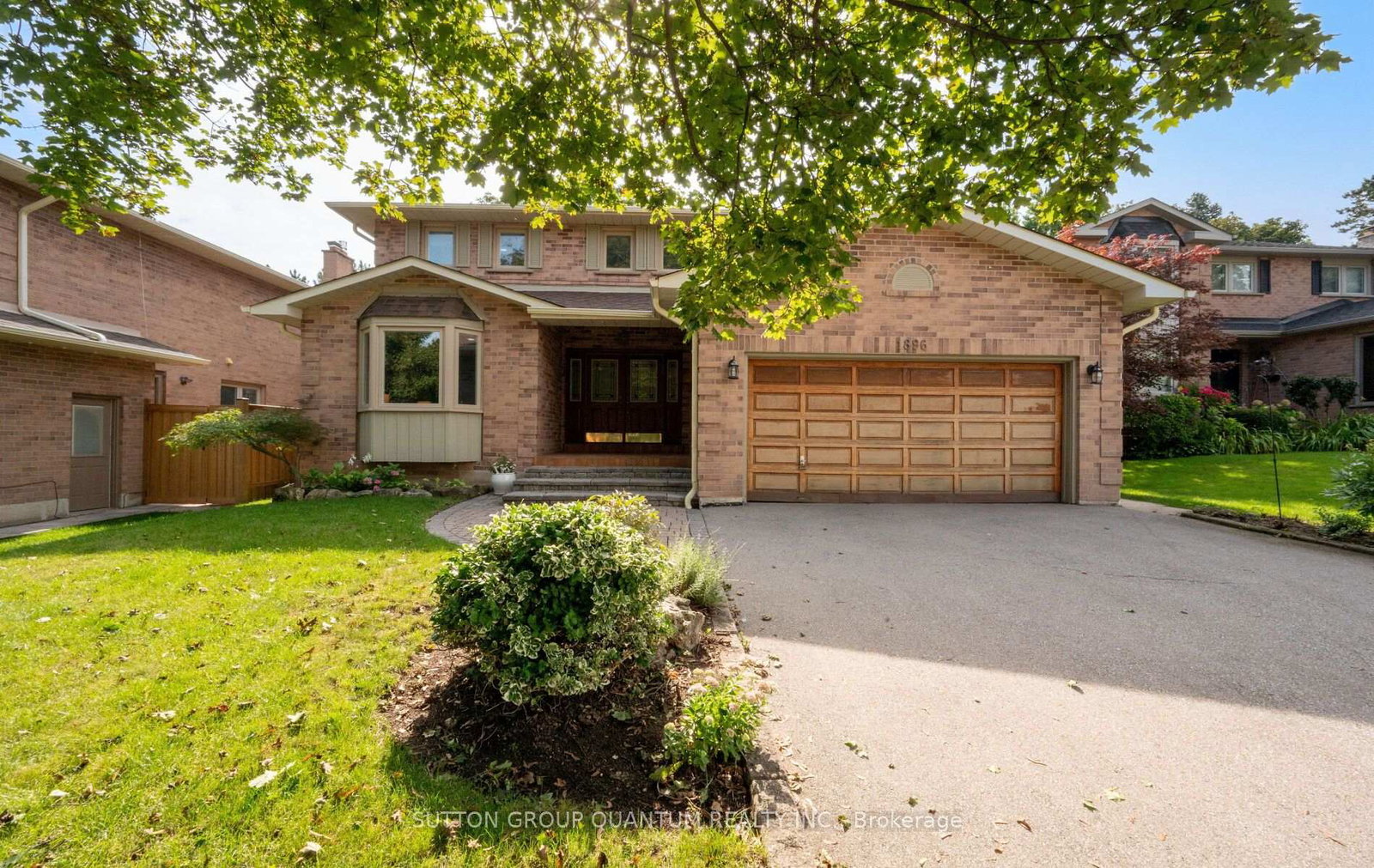 1896-stoneybrook-court-mississauga-ontario-w13752868