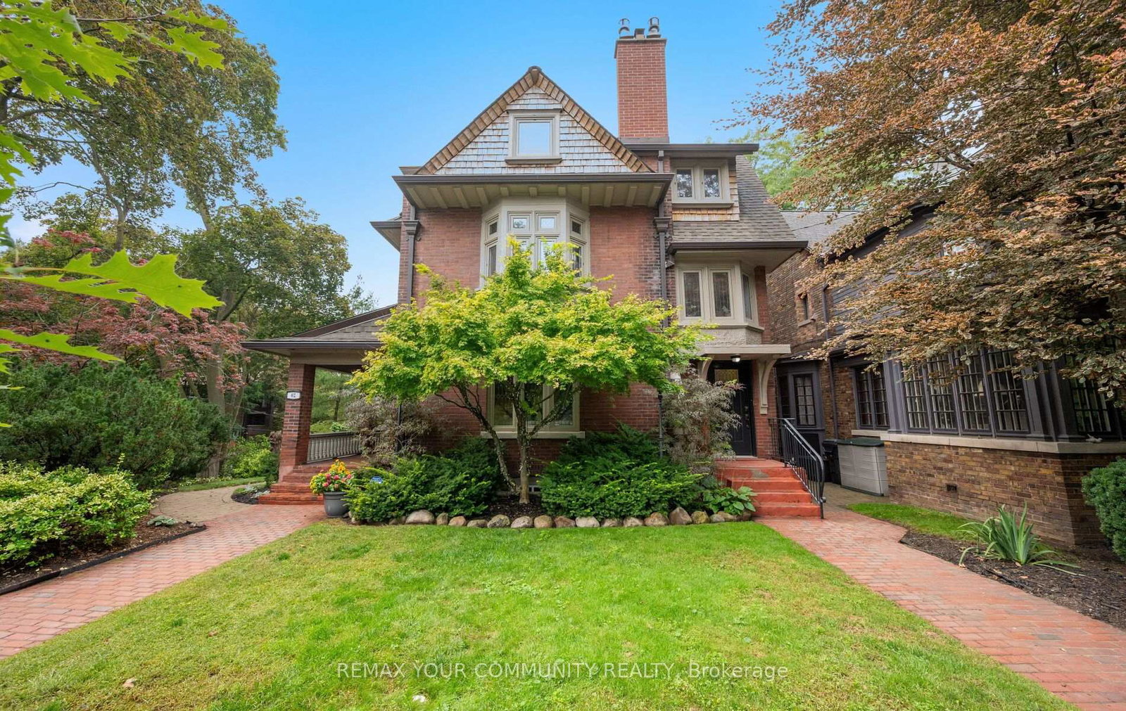62-indian-grove-toronto-toronto-ontario-w13753446