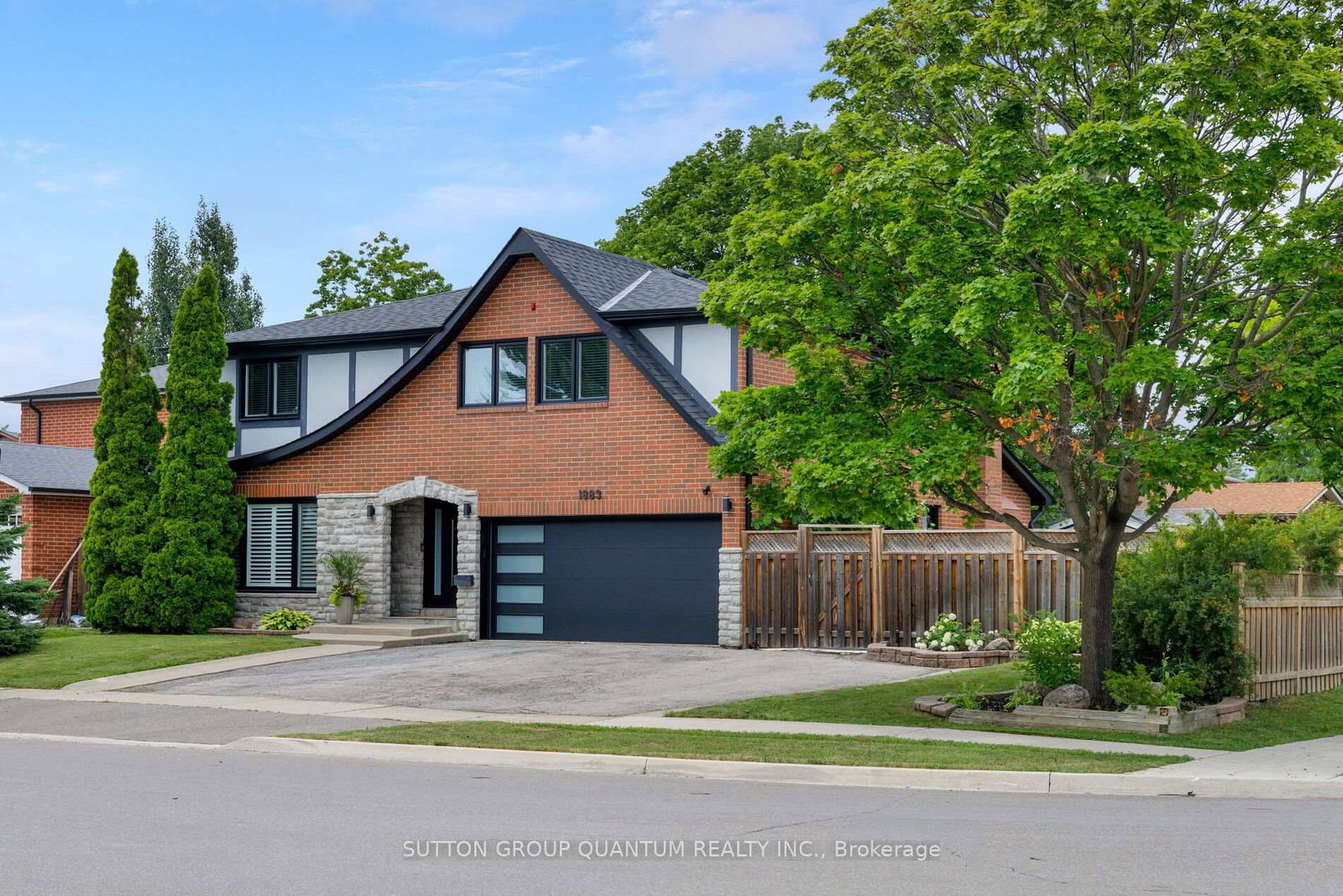 1883-bough-beeches-boulevard-mississauga-ontario-w13753462