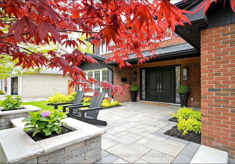 360-isabella-avenue-mississauga-ontario-w13753486