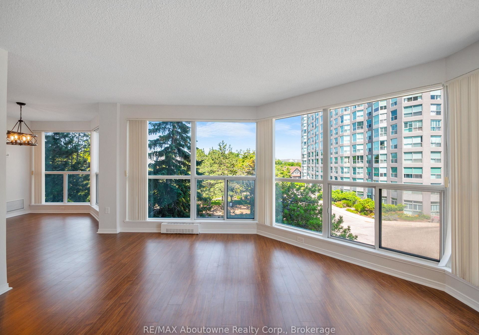 2177-burnhamthorpe-road-w-mississauga-ontario-w13753542