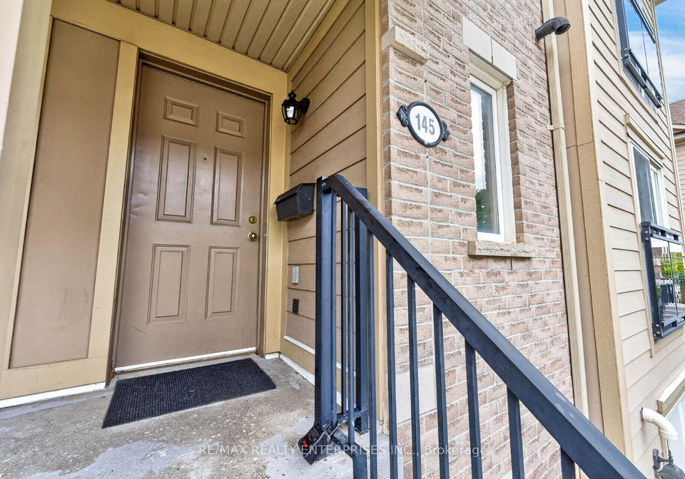 4975-southampton-drive-mississauga-ontario-w13753734