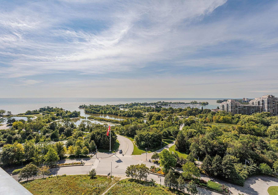 30-shore-breeze-drive-toronto-etobicoke-ontario-w13753768